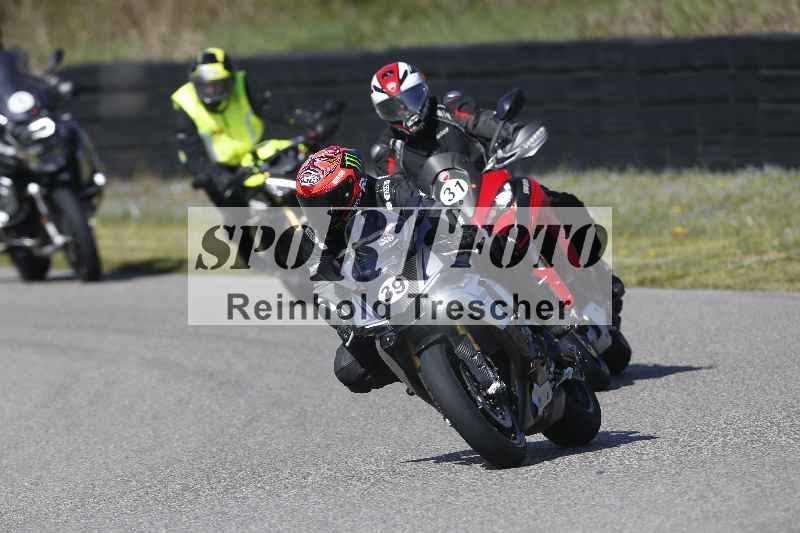 /01 02.04.2026 MAZ ADR/Gruppe rot/31